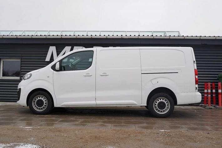 Hvid Peugeot Expert fra 2021
