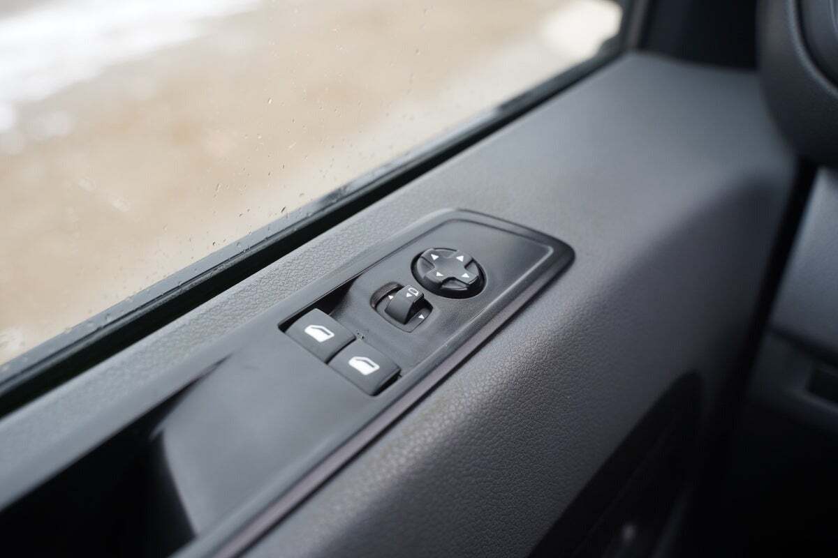 Hvid Peugeot Expert fra 2021