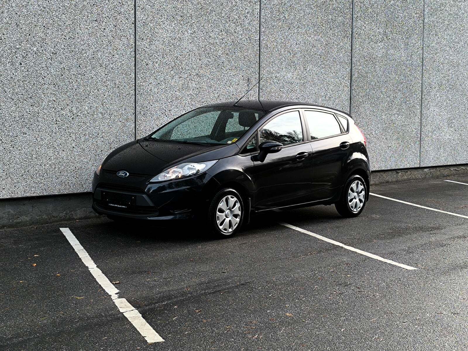 Ford Fiesta 1,25 60 Ambiente