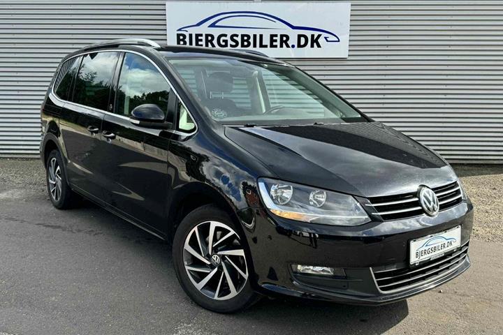 undefined VW Sharan fra 2017 set udefra