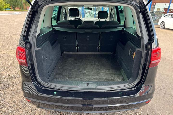 undefined VW Sharan fra 2017