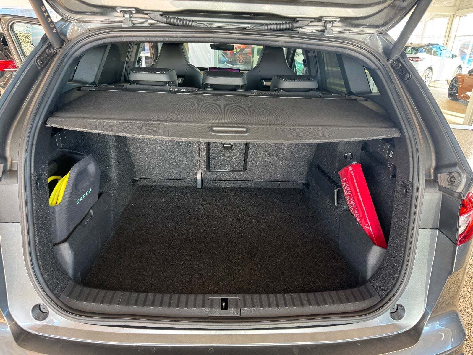 Grå Skoda Enyaq fra 2026