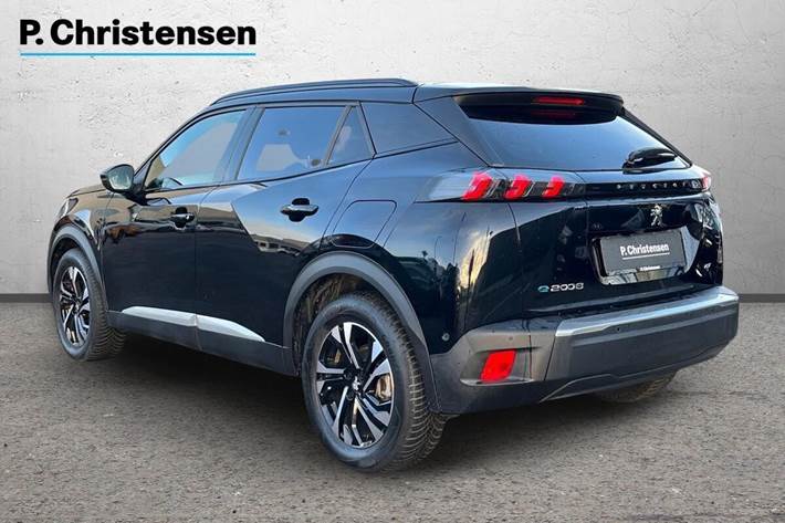 Sort Peugeot e-2008 fra 2022