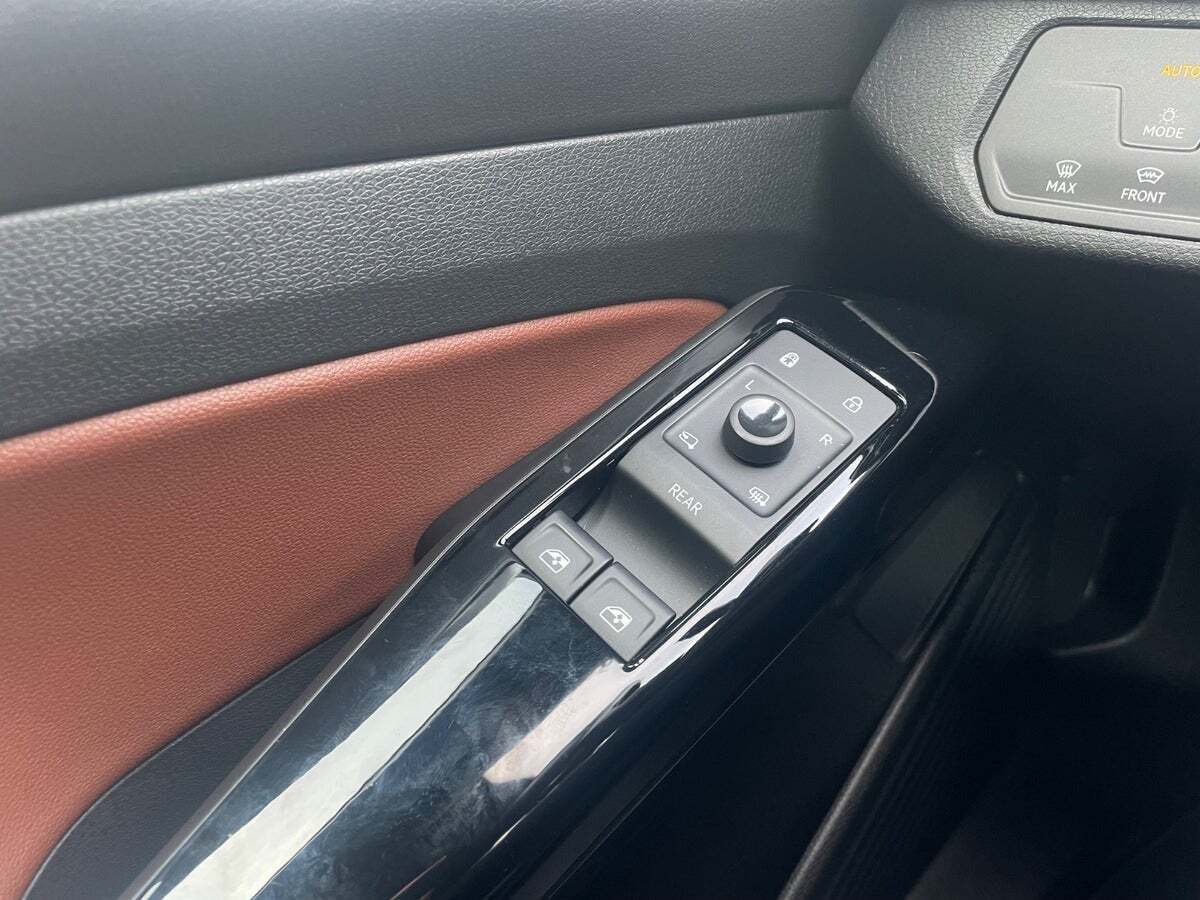 Blå VW ID.4 fra 2021