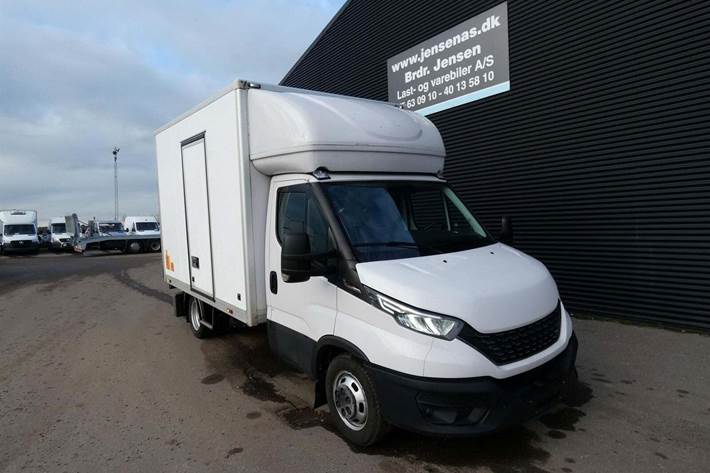 Hvid Iveco Daily fra 2021