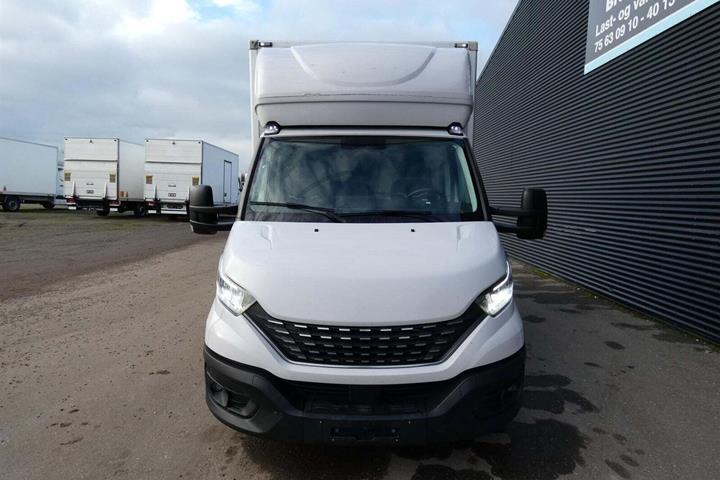 Hvid Iveco Daily fra 2021