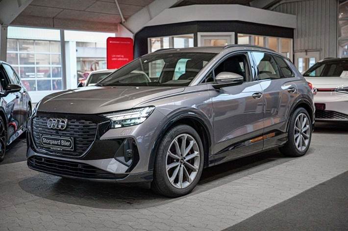 Grå Audi Q4 e-tron fra 2021