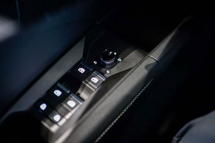 Grå Audi Q4 e-tron fra 2021