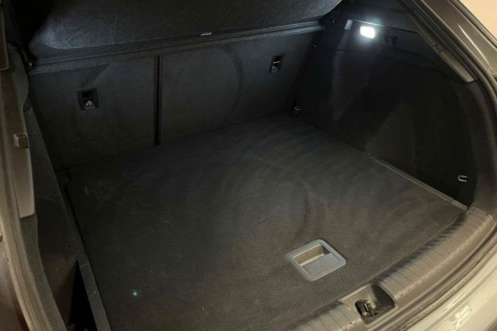 Grå Audi Q4 e-tron fra 2022