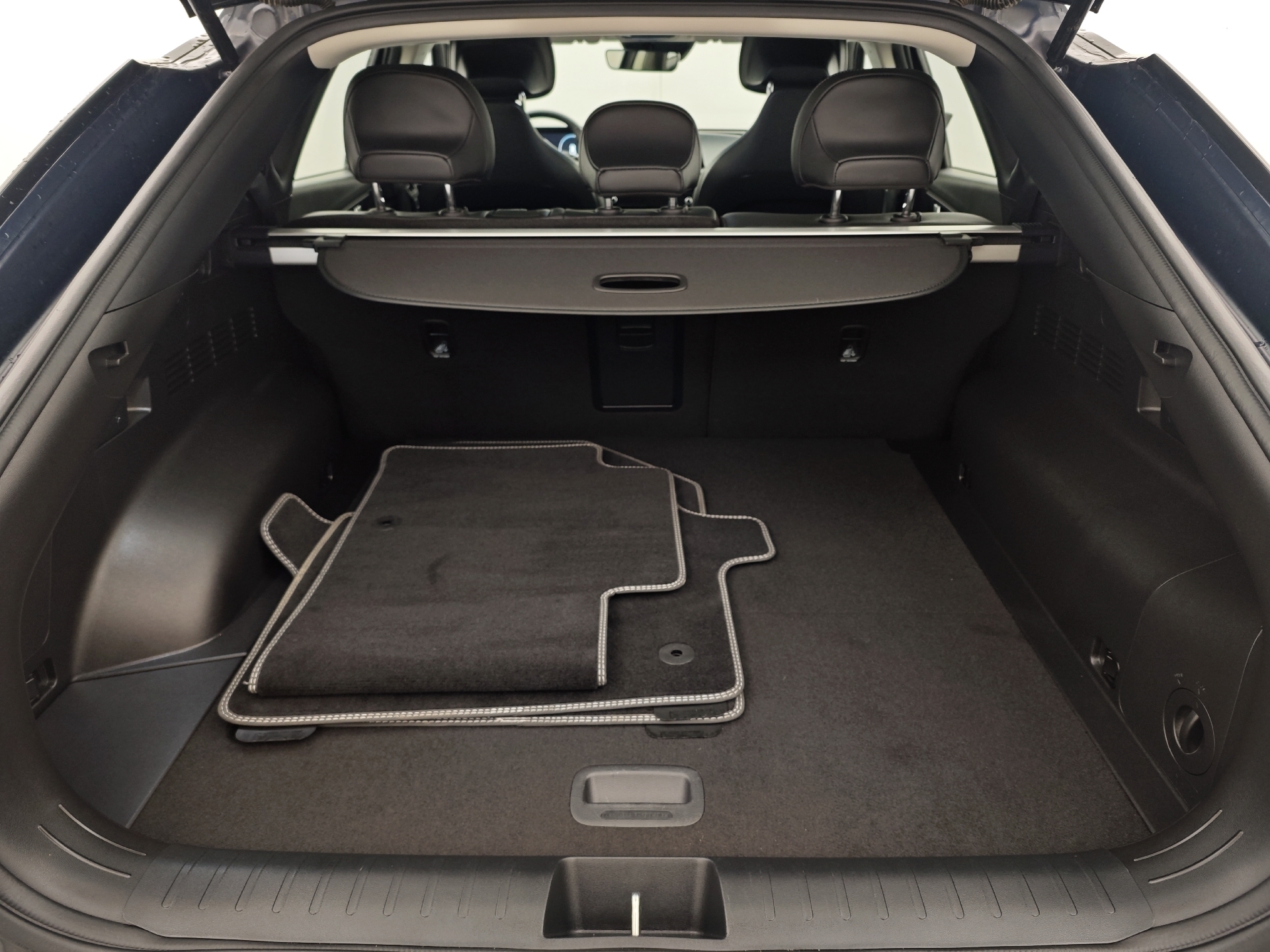 Blå Kia EV6 fra 2024