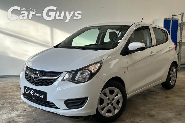 Hvid Opel Karl fra 2016 set udefra