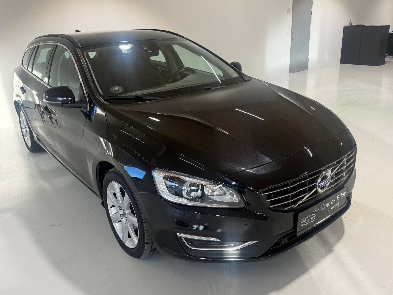 Volvo V60 2,0 D3 150 Momentum aut.