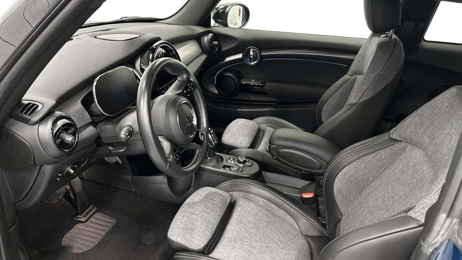 Mini Cooper SE Collection