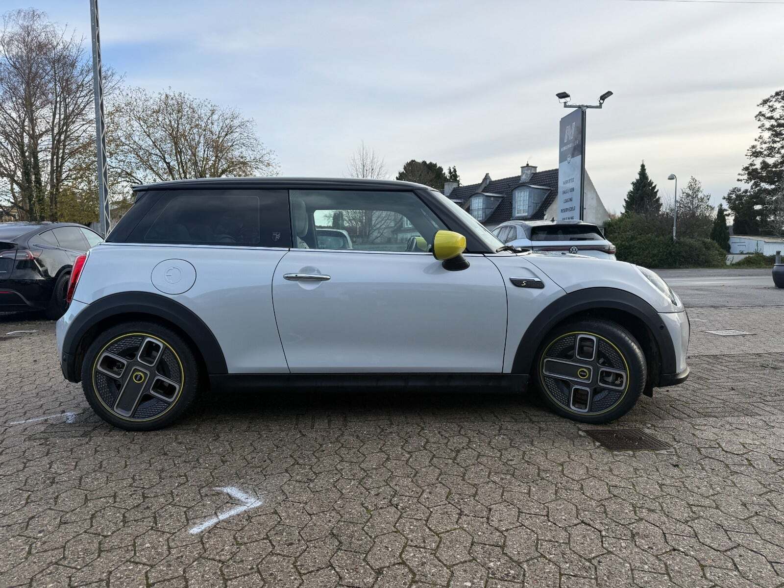 Mini Cooper SE Yours Trim