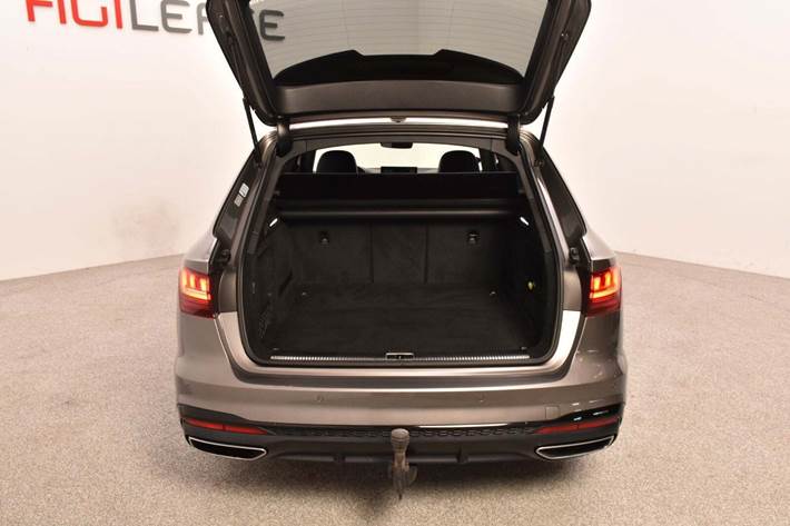 Grå Audi A4 fra 2019