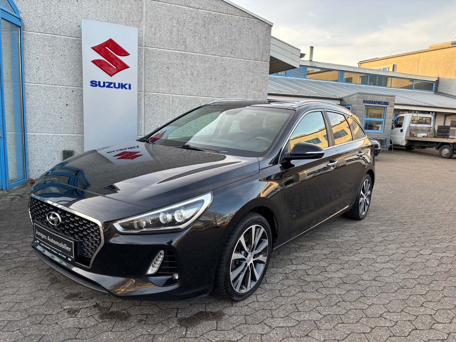 Hyundai i30 1,4 T-GDi Premium stc. DCT