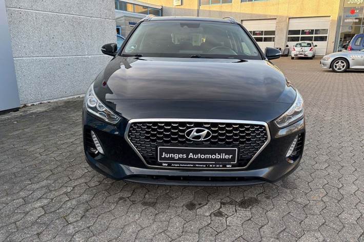 Sort Hyundai i30 fra 2017