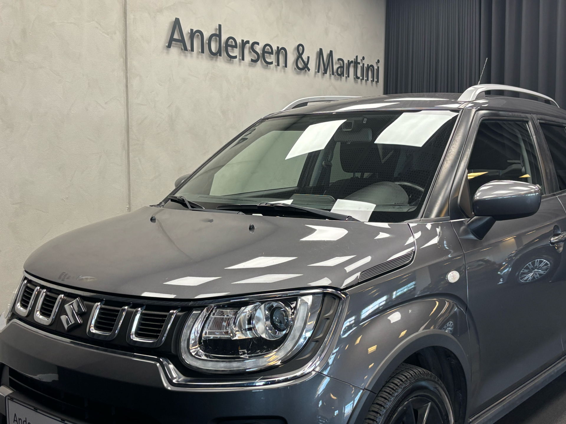 Grå Suzuki Ignis fra 2022