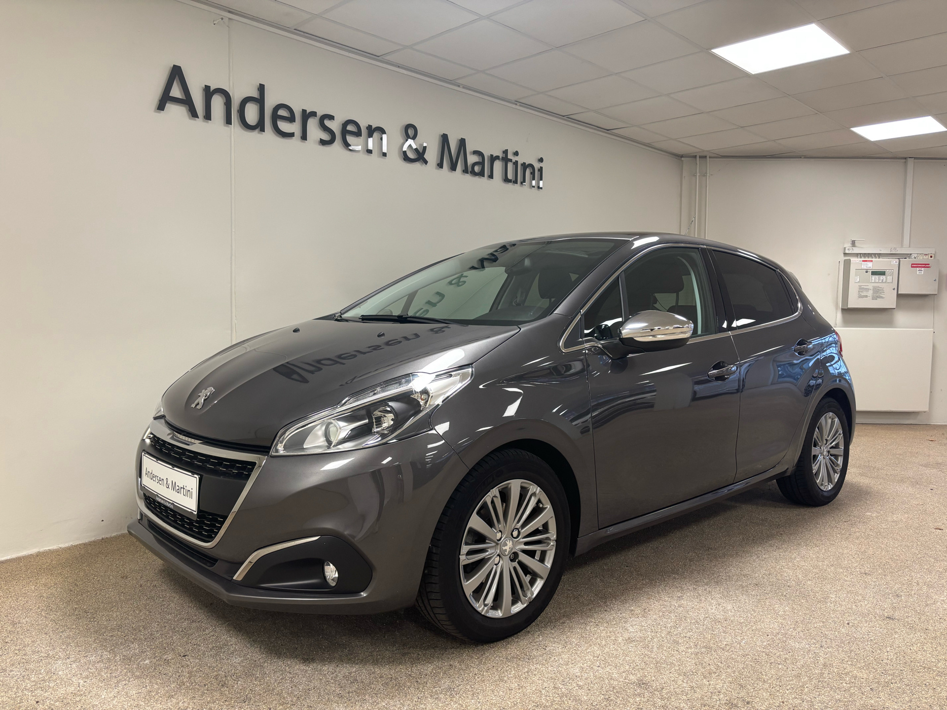Peugeot 208 1,2 PureTech Prestige 82HK 5d