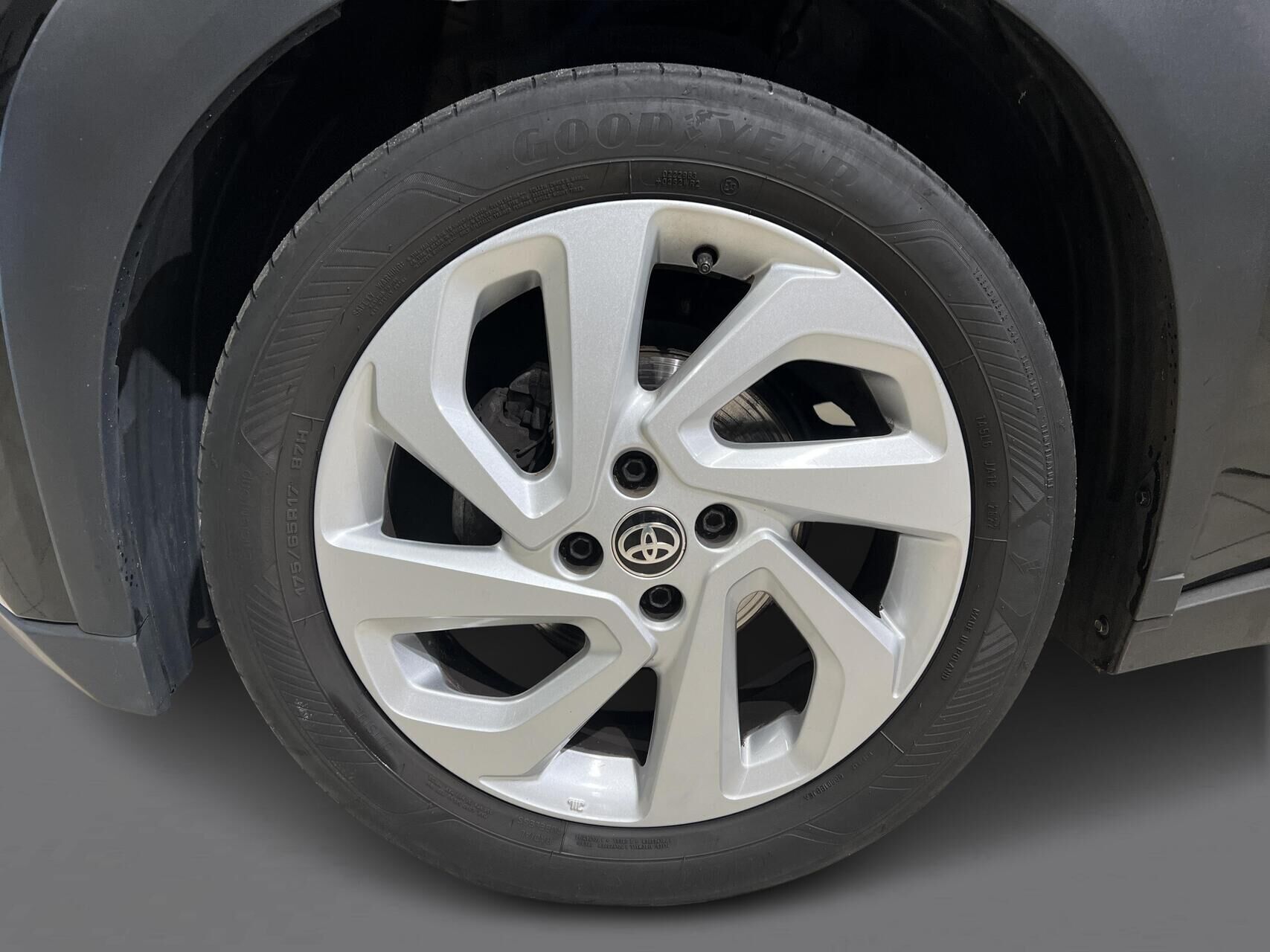 Sort Toyota Aygo X fra 2022