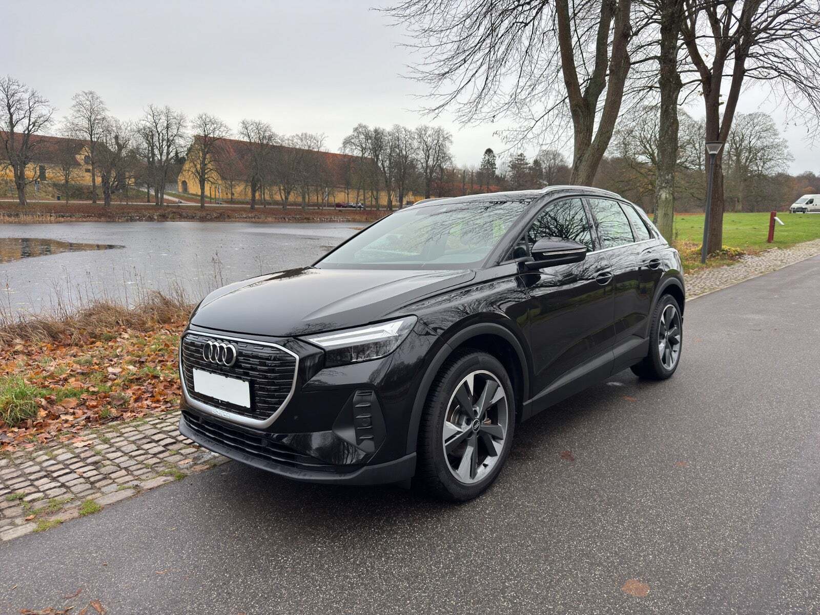Sort Audi Q4 e-tron fra 2022