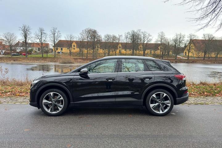 Sort Audi Q4 e-tron fra 2022