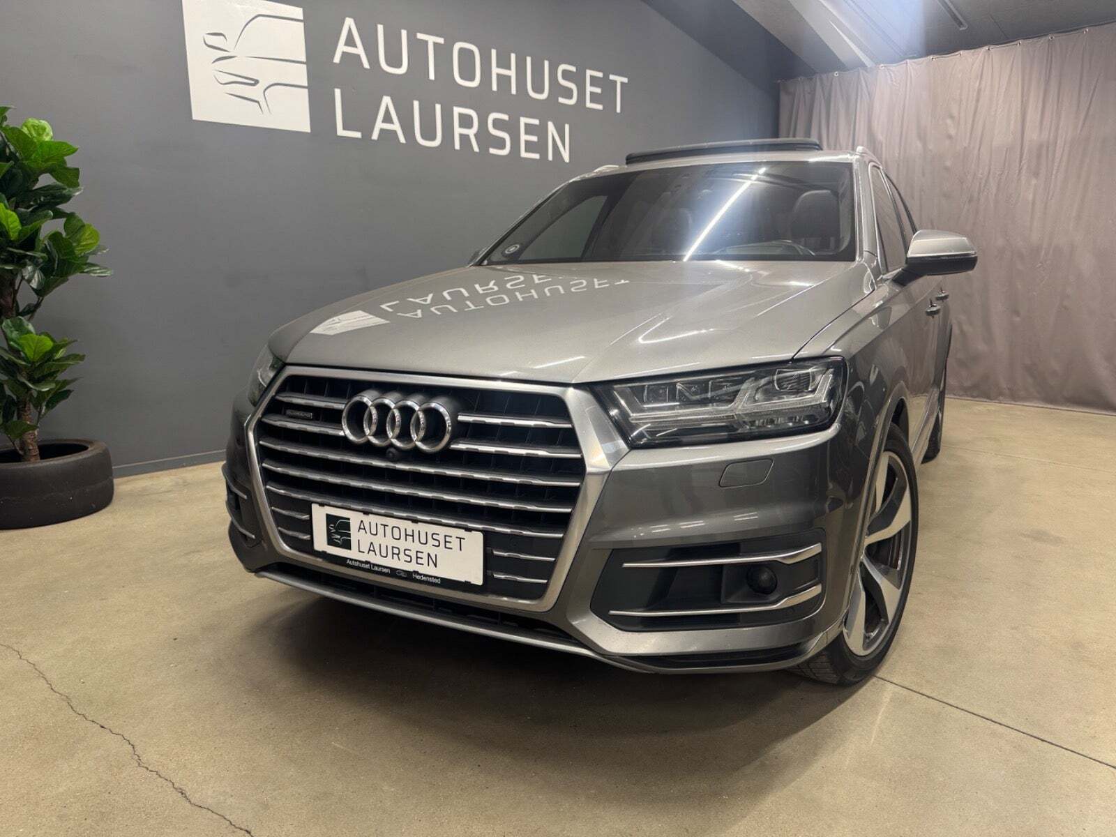 Audi Q7 3,0 TDi 272 S-line quattro Tiptr. 7prs