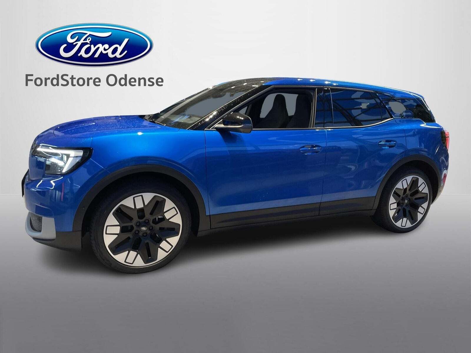 Ford Explorer 82 Premium Extended Range