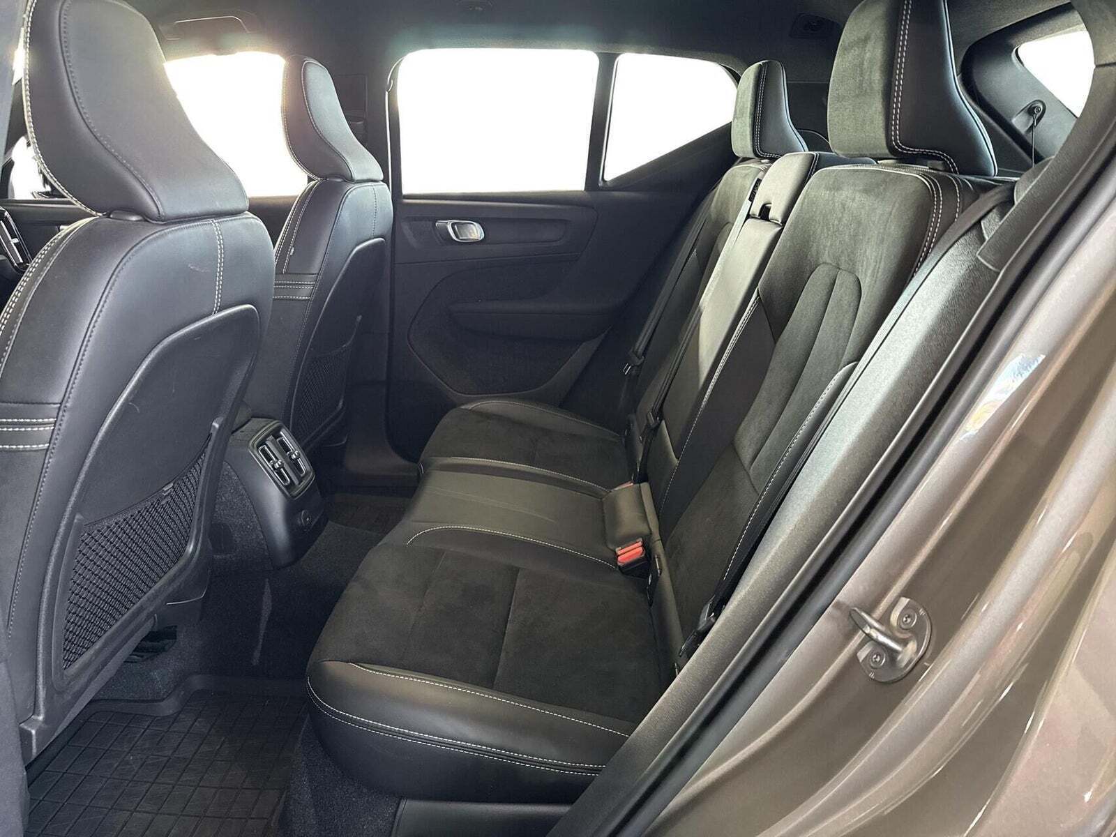 Volvo XC40 1,5 T4 ReCharge R-Design aut.