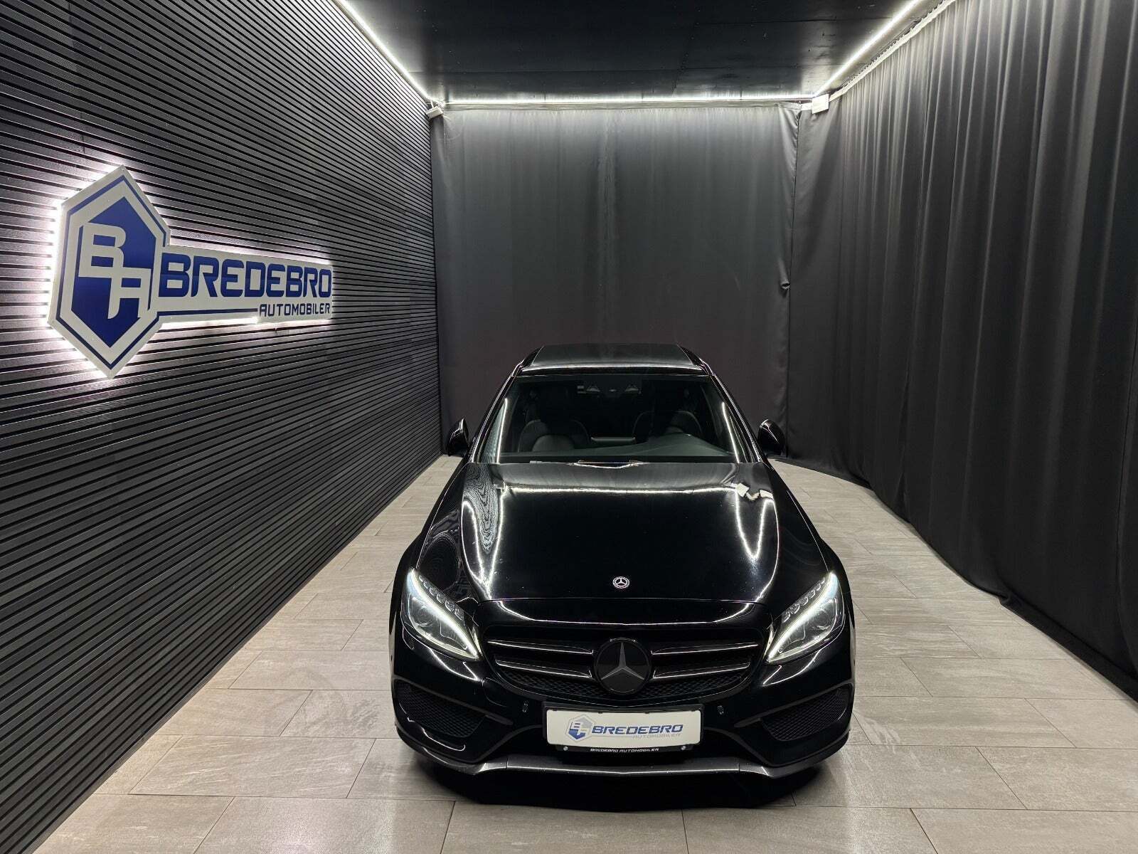 Mercedes C220 d 2,2 AMG Line stc. aut.