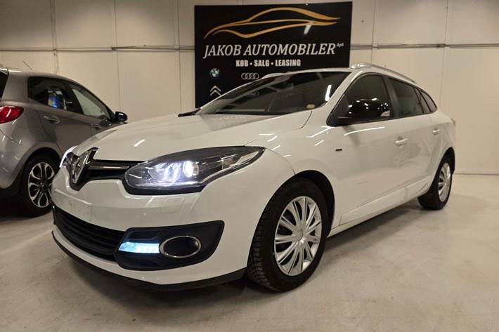 Hvid Renault Megane III fra 2016 set udefra