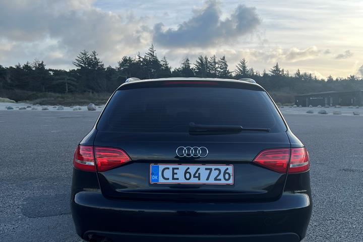Sort Audi A4 fra 2009