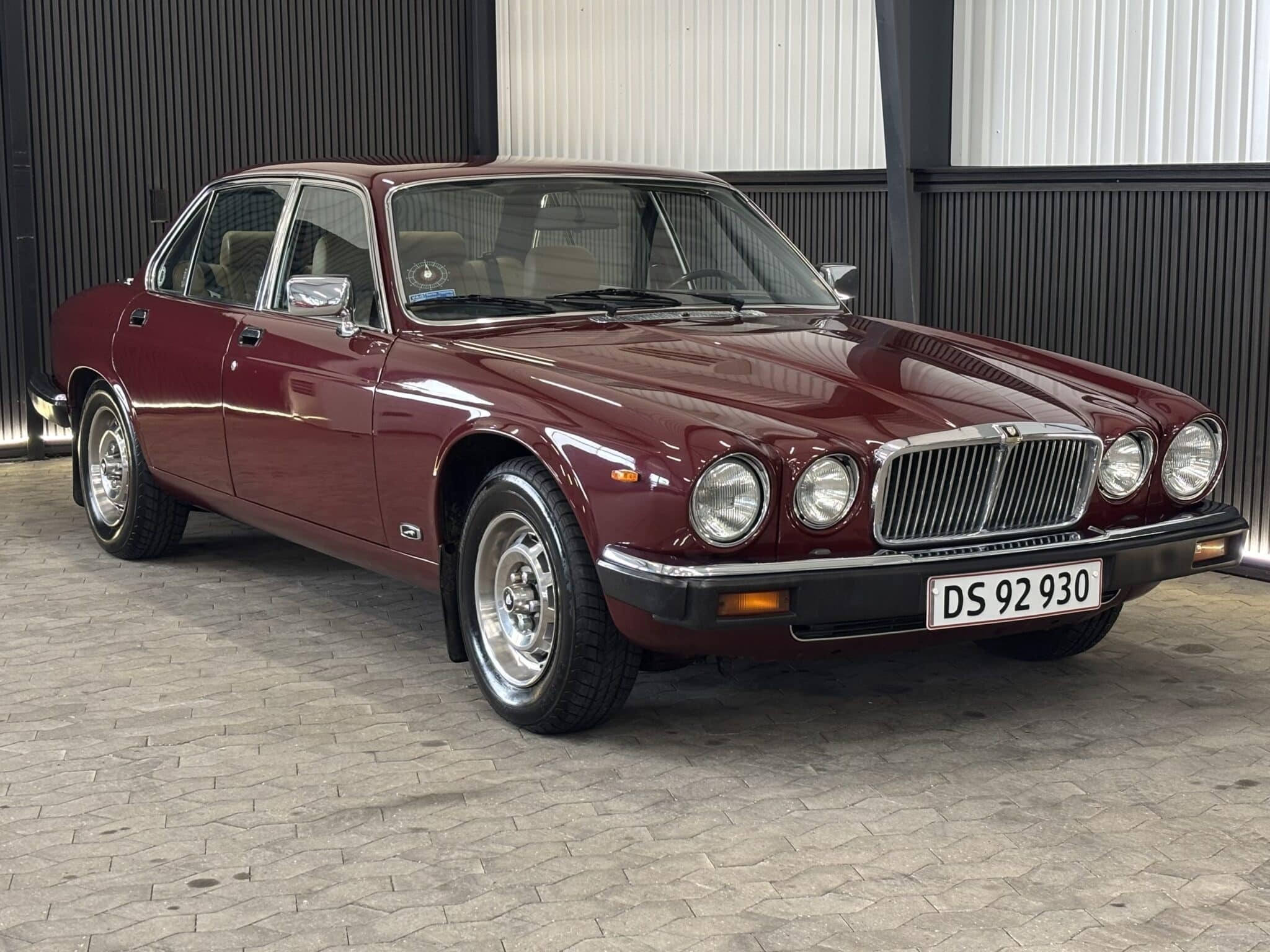 Jaguar XJ6 3,4 UOPLYST