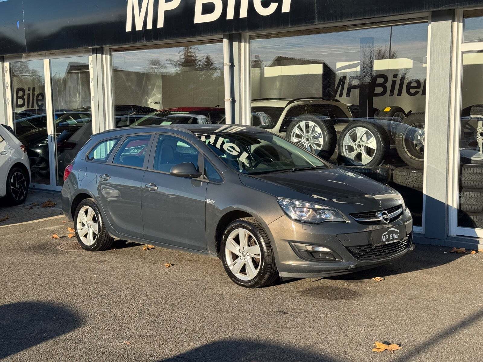 Opel Astra 1,4 T 140 Enjoy Sports Tourer
