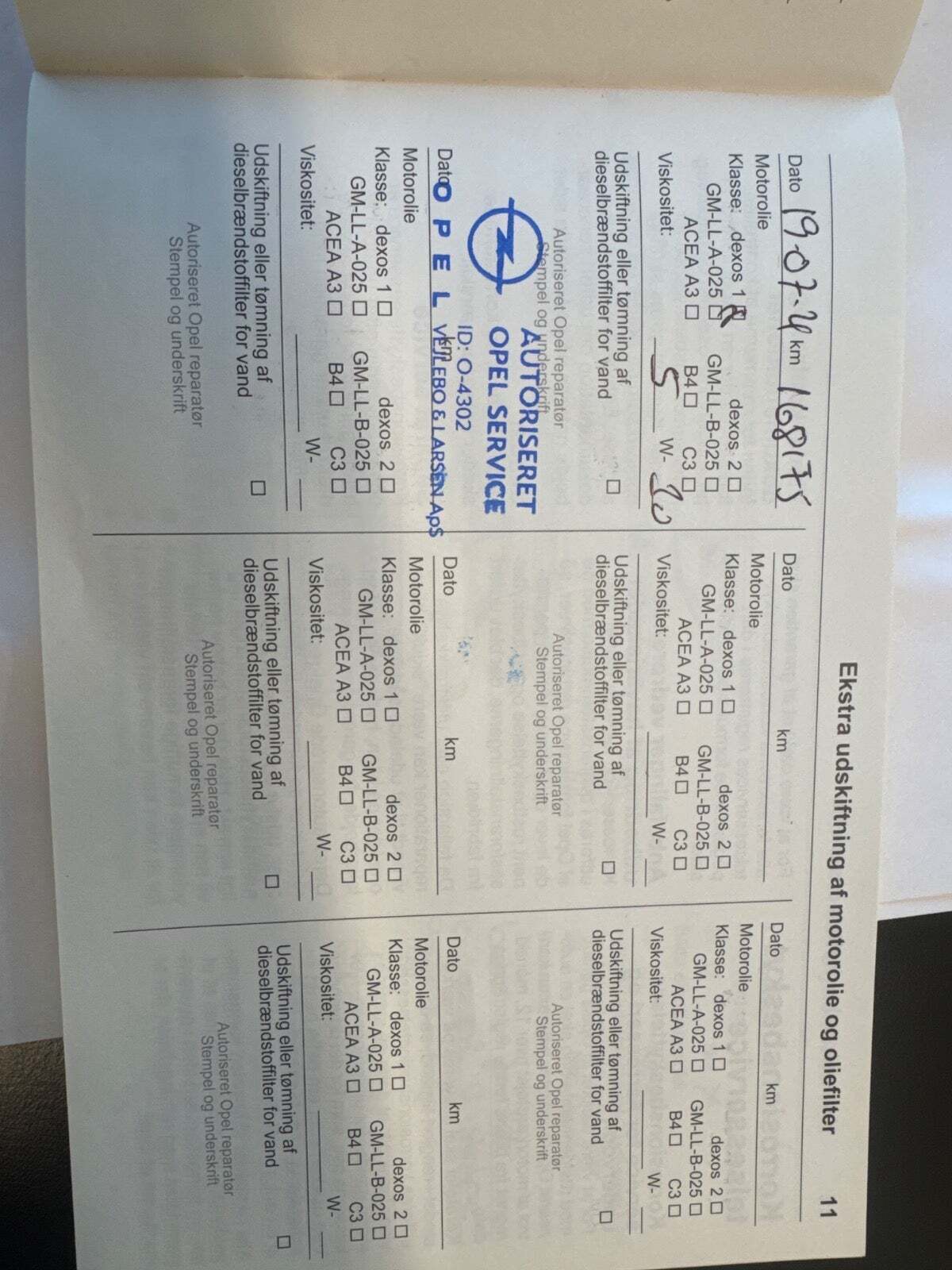 Grå Opel Astra fra 2015