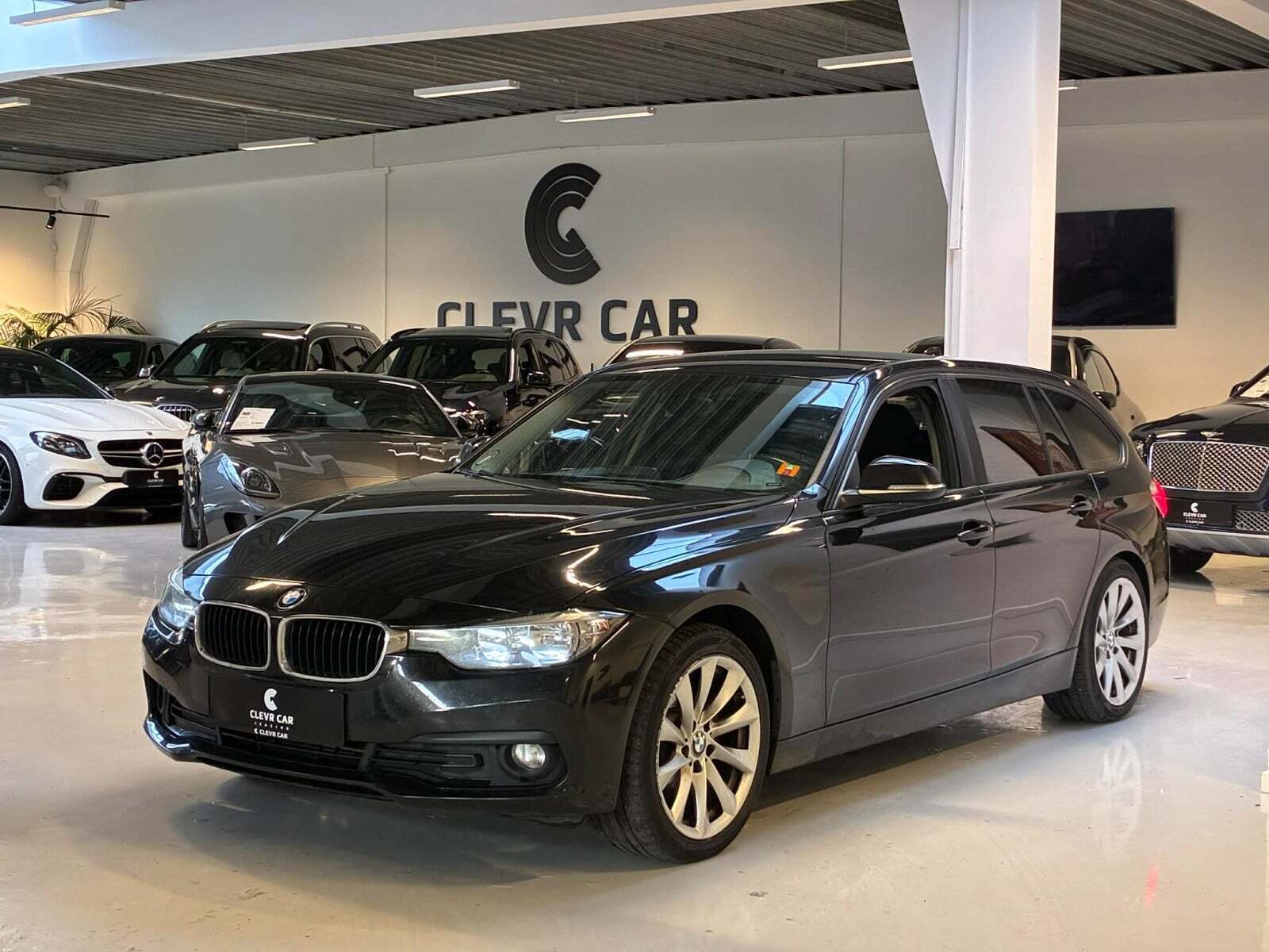 BMW 320d 2,0 Touring Luxury Line aut.