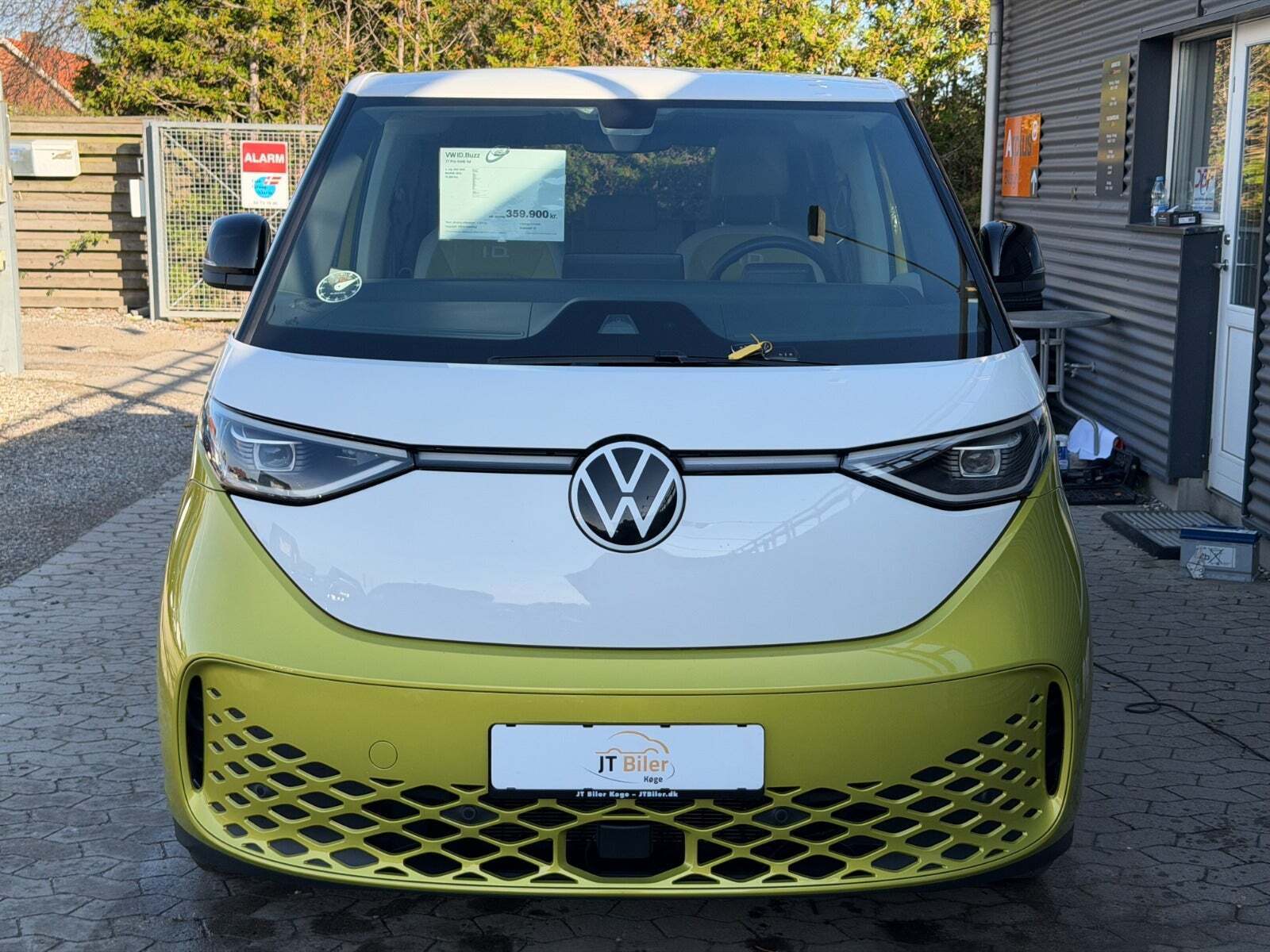 VW ID.Buzz 77 Pro SWB