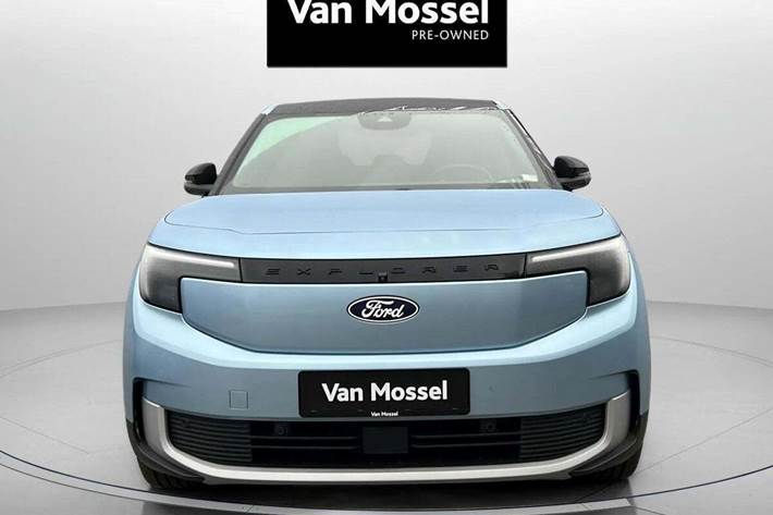 Blå Ford Explorer fra 2024