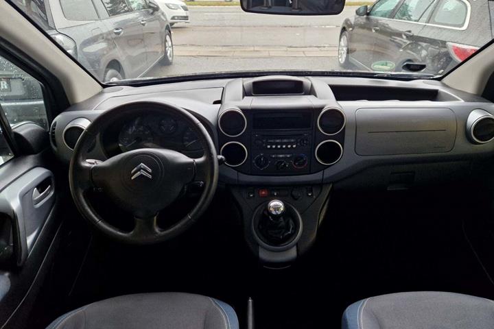 Sort Citroën Berlingo fra 2010
