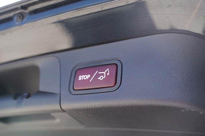 Sort Mercedes EQB300 fra 2024