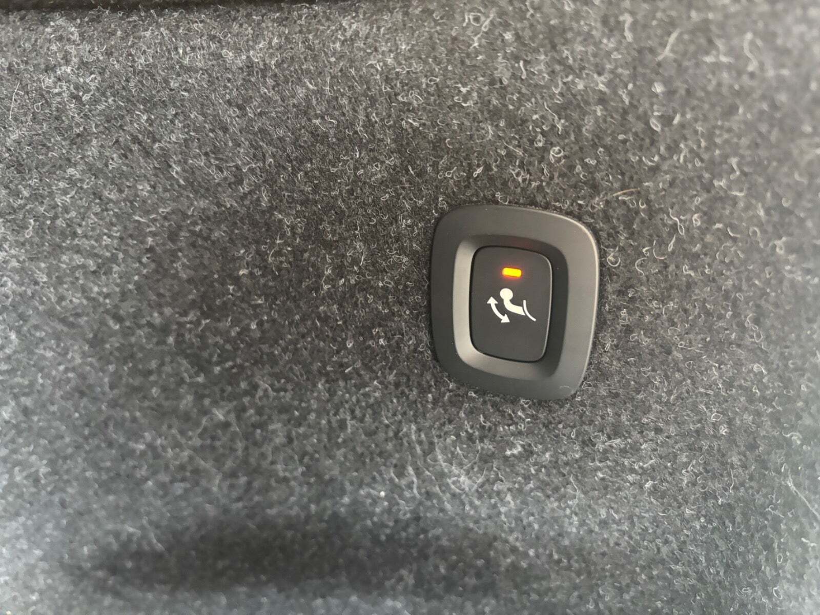 Hvid Volvo XC40 fra 2021