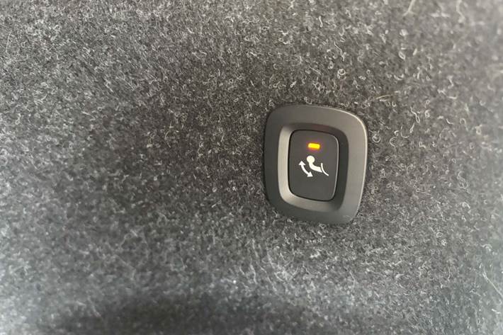 Hvid Volvo XC40 fra 2021