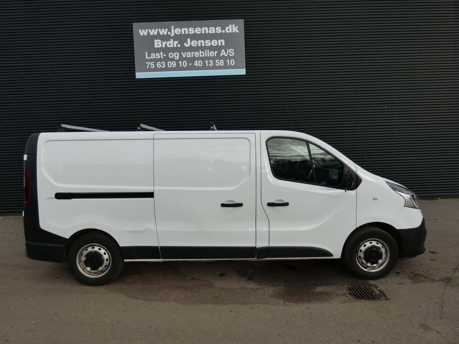 Renault Trafic T29 2,0 dCi 120 L2H1