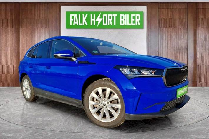 Blå Skoda Enyaq fra 2021 set udefra