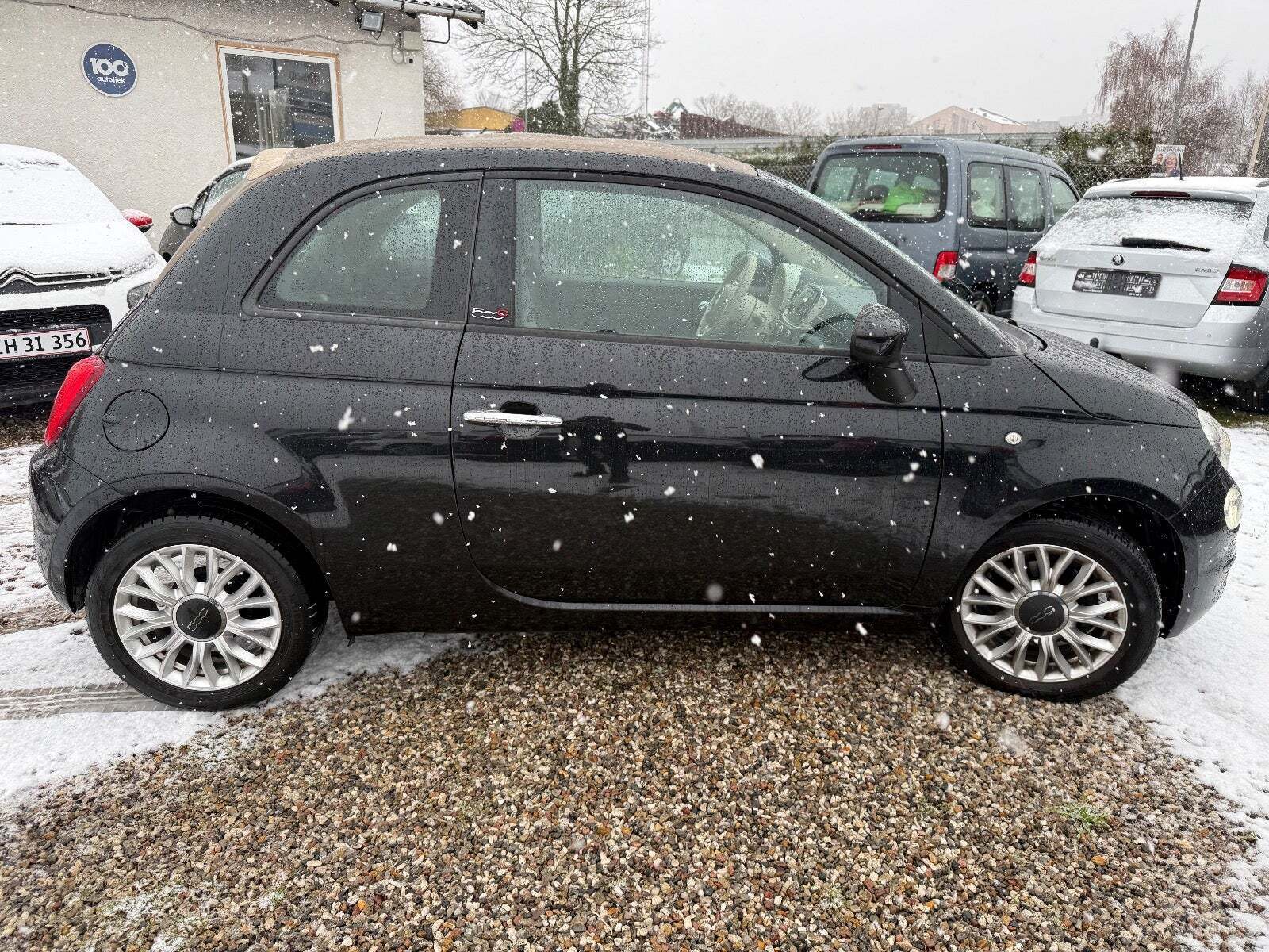 Sort Fiat 500C fra 2015