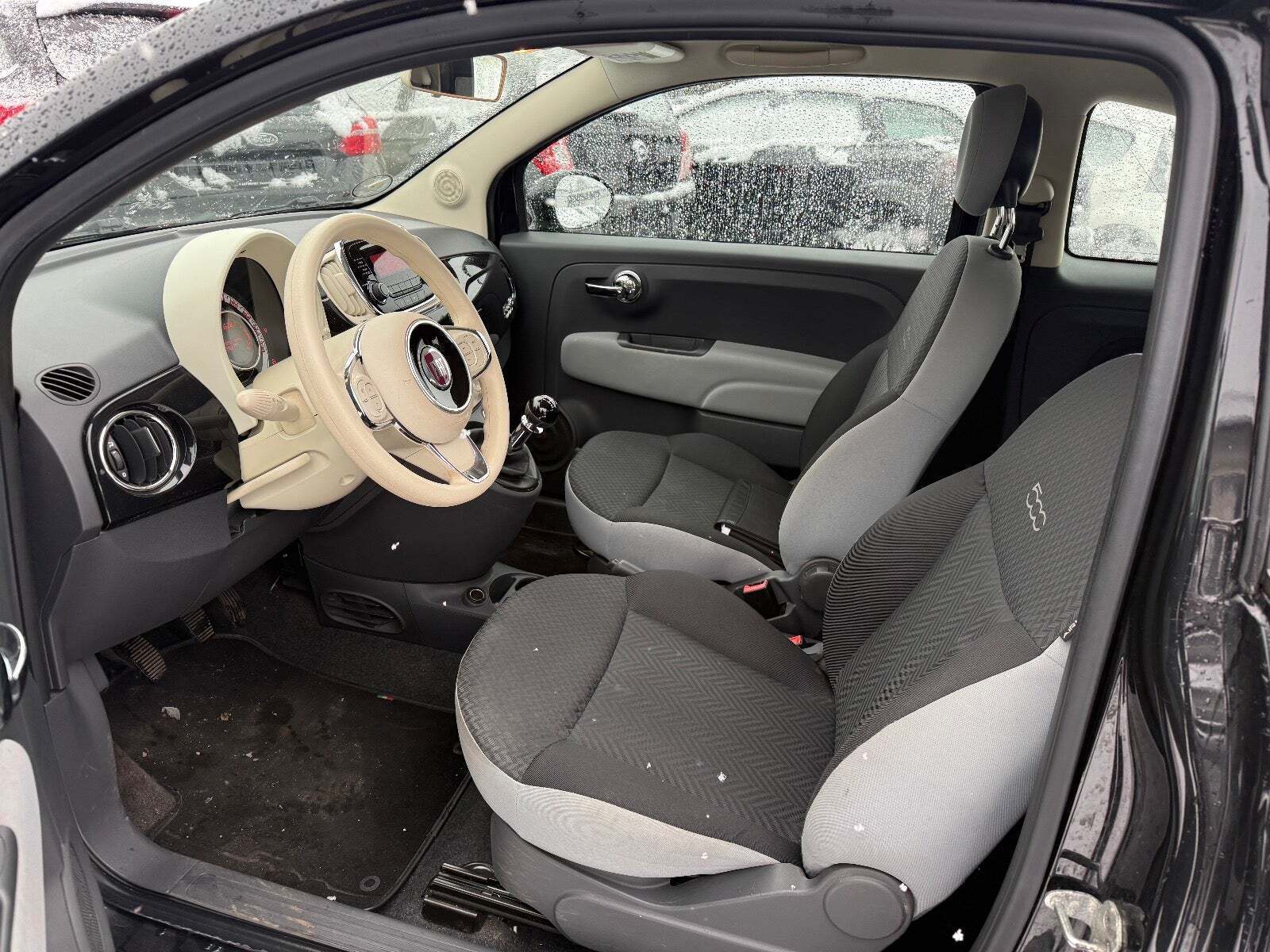 Sort Fiat 500C fra 2015