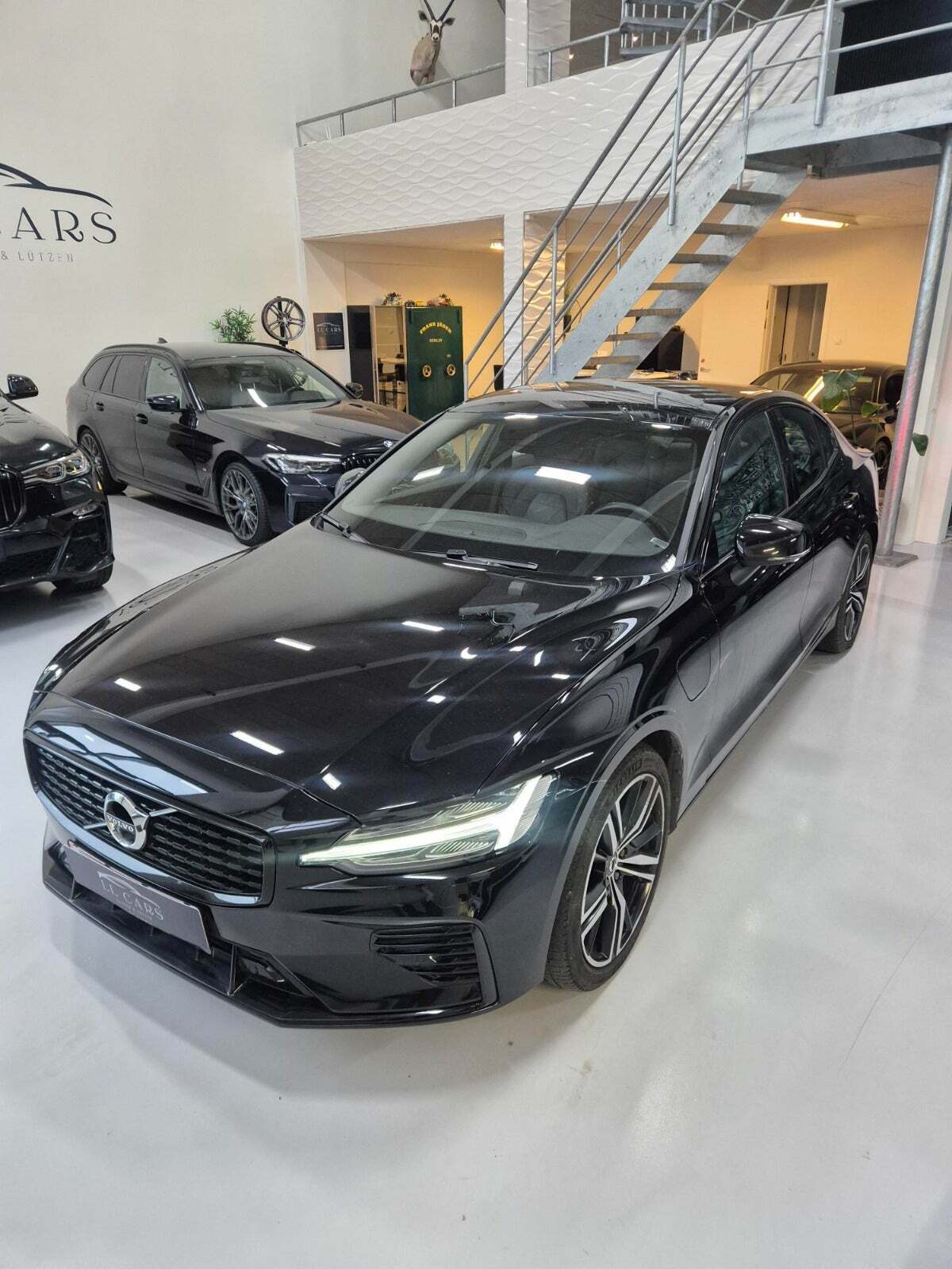 Volvo S60 2,0 T8 ReCharge R-Design aut. AWD