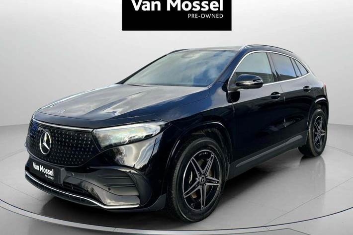 Sort Mercedes EQA250+ fra 2024 set udefra