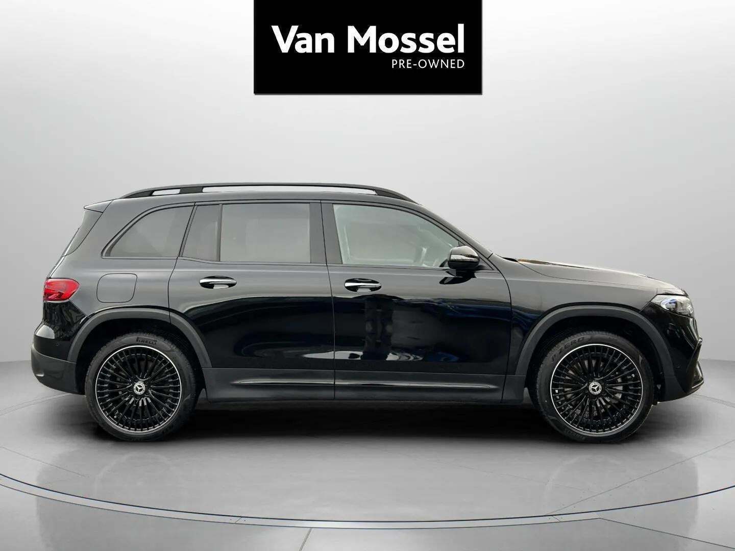 Mercedes EQB300 AMG Line 4Matic