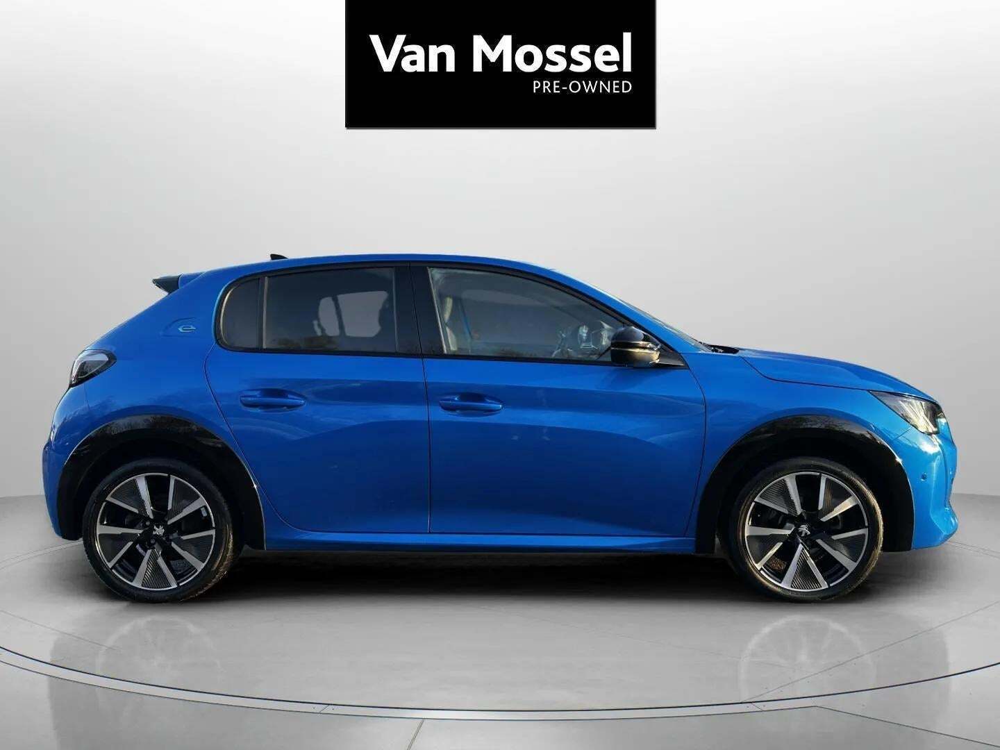 Peugeot e-208 50 GT Line